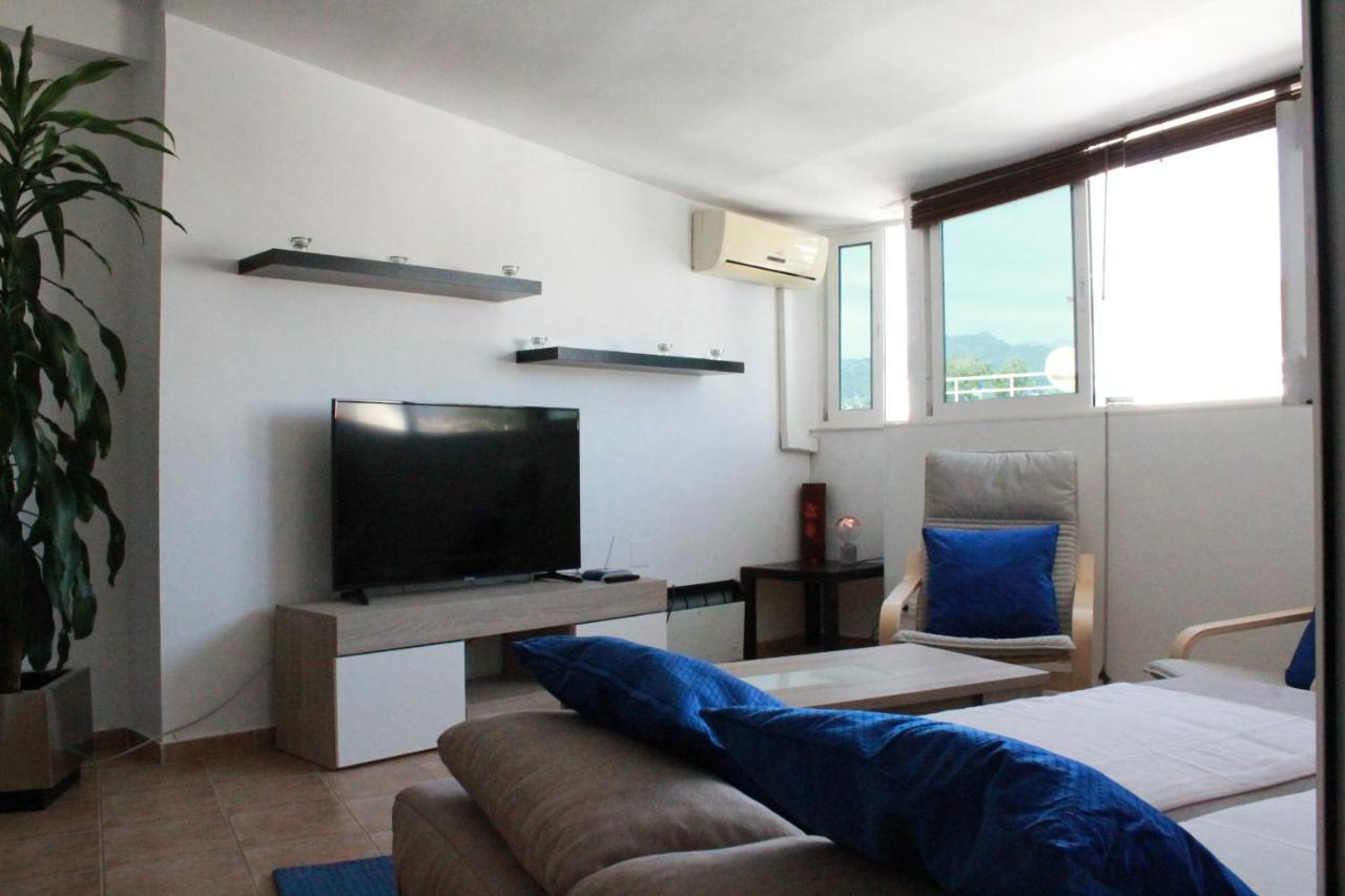 Apartment Sirena Beach Nerja Εξωτερικό φωτογραφία